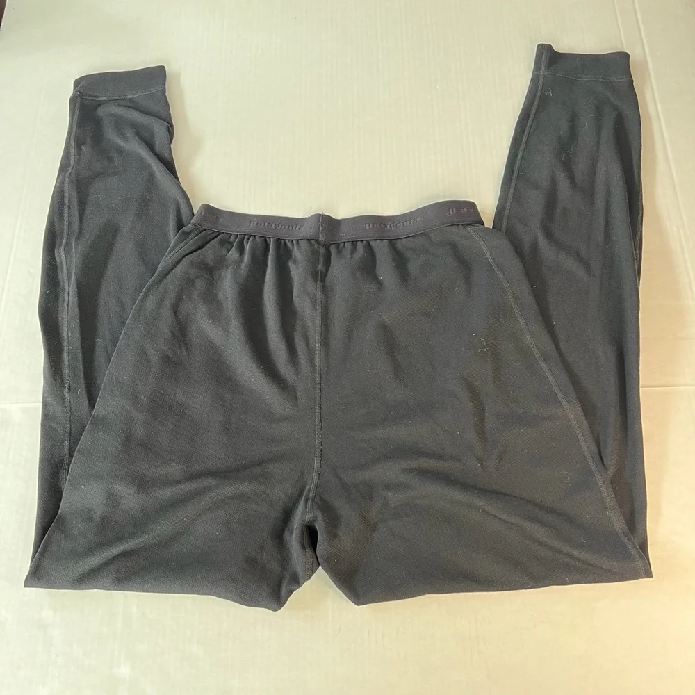 Patagonia Sz‎ Large Black Knot Leggings Performance Layer